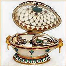 http://www.wintraecken.nl/mieks/faberge/img/resandrenegg.jpg