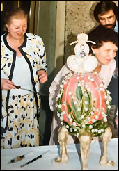 San Diego 1989 Lily of the Valley Cake